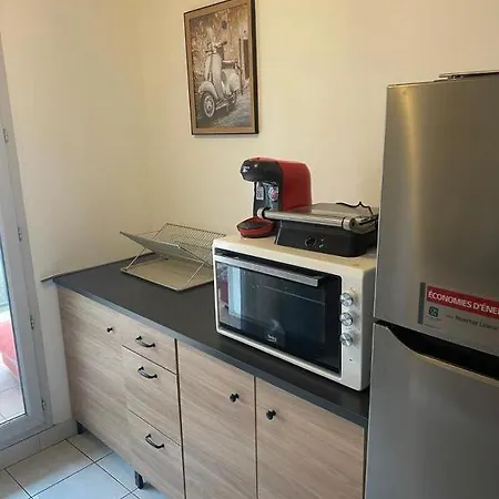 Apartment Superbe A Lyon8 Avec 2 Balcons *
