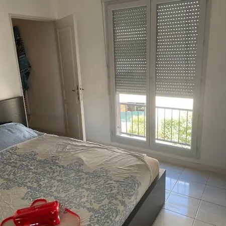 Apartment Superbe A Lyon8 Avec 2 Balcons *